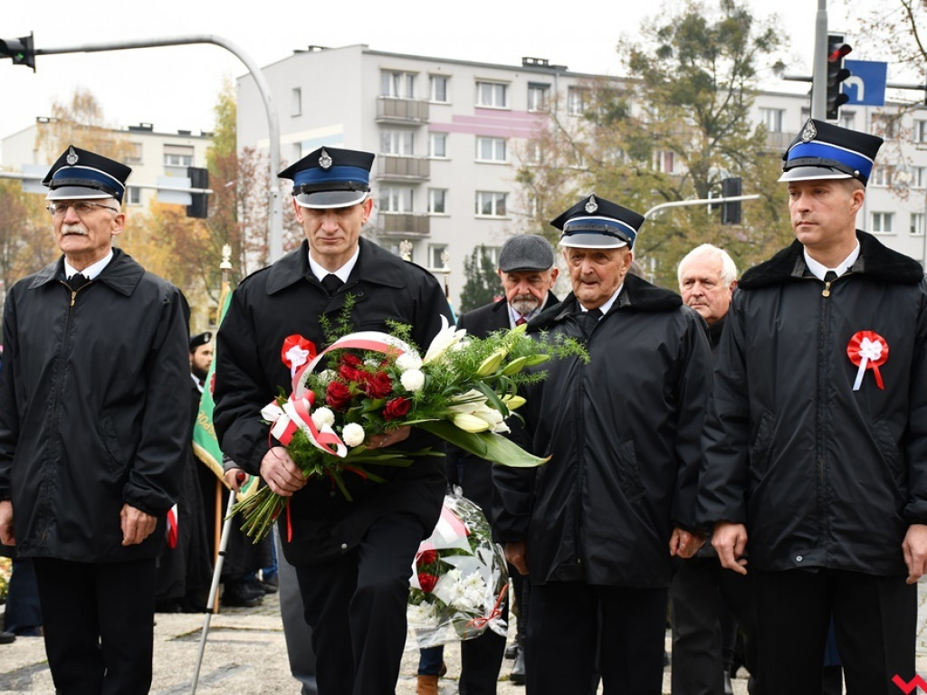 Tłumy wrześnian na ulicach. Świętowaliśmy początek drugiego stulecia niepodległości