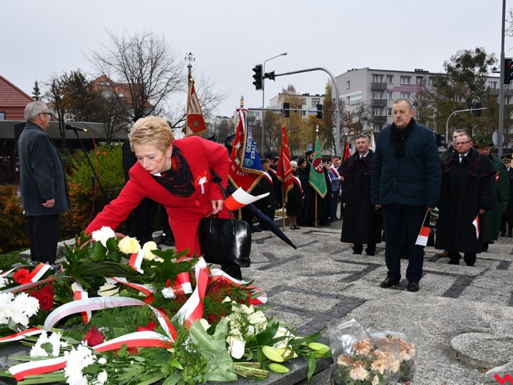 Tłumy wrześnian na ulicach. Świętowaliśmy początek drugiego stulecia niepodległości
