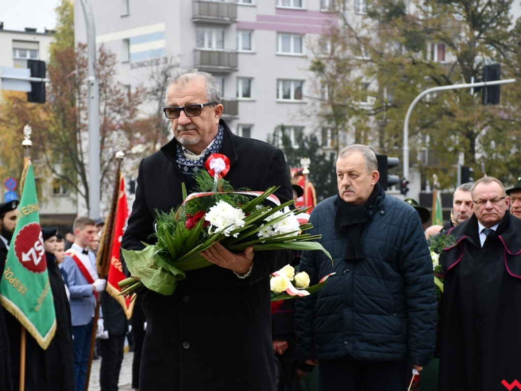 Tłumy wrześnian na ulicach. Świętowaliśmy początek drugiego stulecia niepodległości