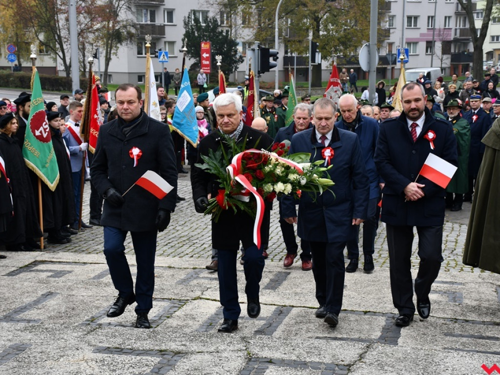 Tłumy wrześnian na ulicach. Świętowaliśmy początek drugiego stulecia niepodległości