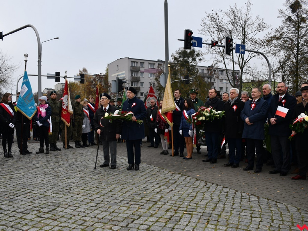 Tłumy wrześnian na ulicach. Świętowaliśmy początek drugiego stulecia niepodległości