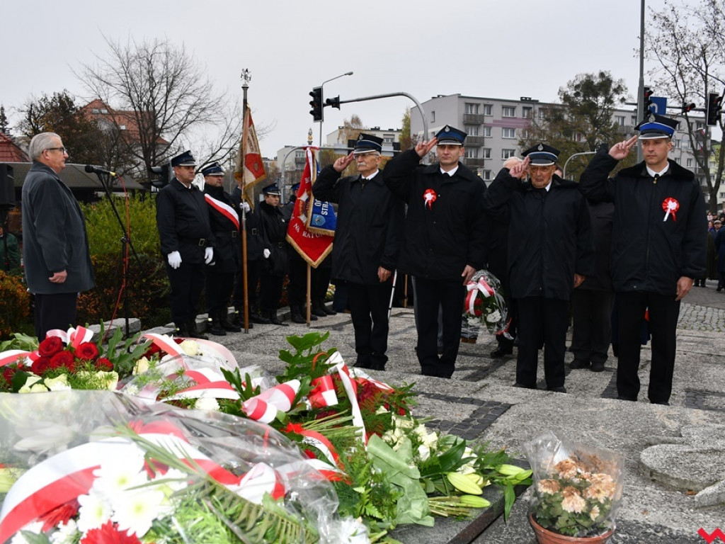 Tłumy wrześnian na ulicach. Świętowaliśmy początek drugiego stulecia niepodległości