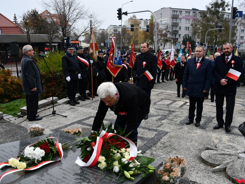 Tłumy wrześnian na ulicach. Świętowaliśmy początek drugiego stulecia niepodległości