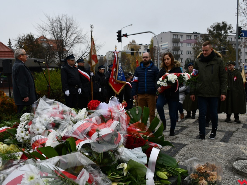 Tłumy wrześnian na ulicach. Świętowaliśmy początek drugiego stulecia niepodległości
