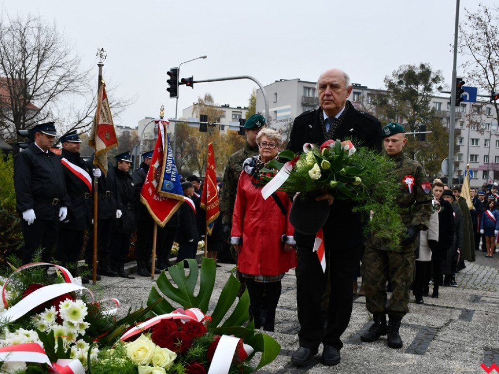 Tłumy wrześnian na ulicach. Świętowaliśmy początek drugiego stulecia niepodległości