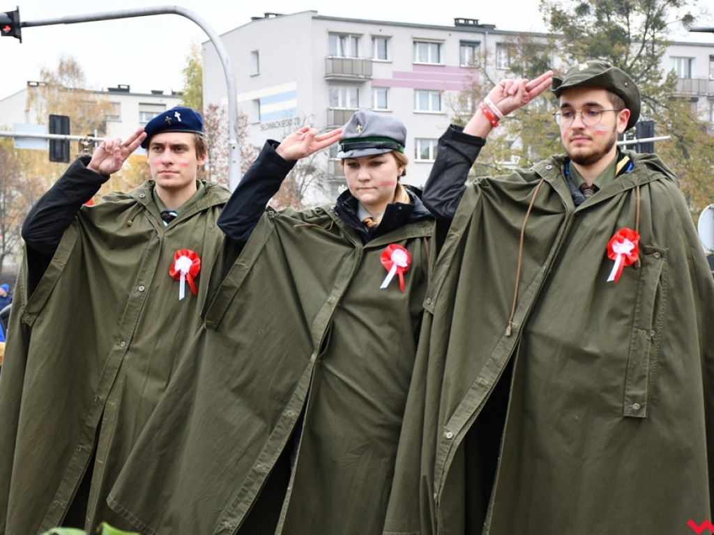 Tłumy wrześnian na ulicach. Świętowaliśmy początek drugiego stulecia niepodległości