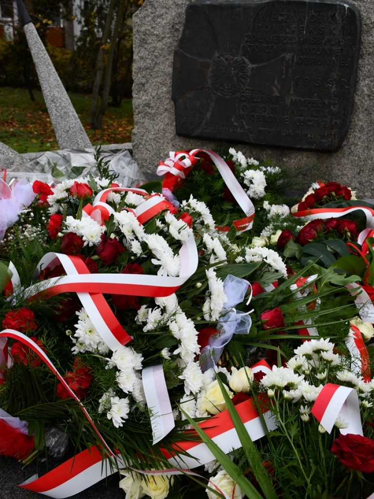 Tłumy wrześnian na ulicach. Świętowaliśmy początek drugiego stulecia niepodległości
