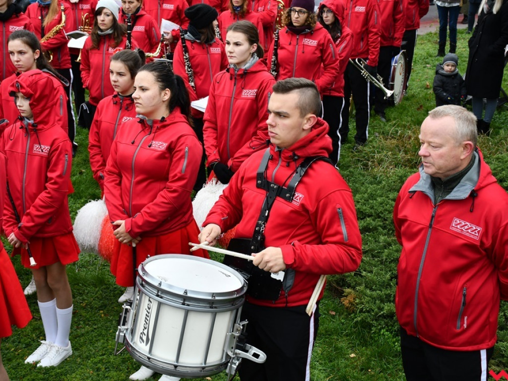 Tłumy wrześnian na ulicach. Świętowaliśmy początek drugiego stulecia niepodległości