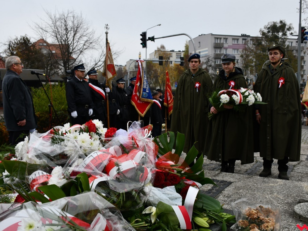 Tłumy wrześnian na ulicach. Świętowaliśmy początek drugiego stulecia niepodległości