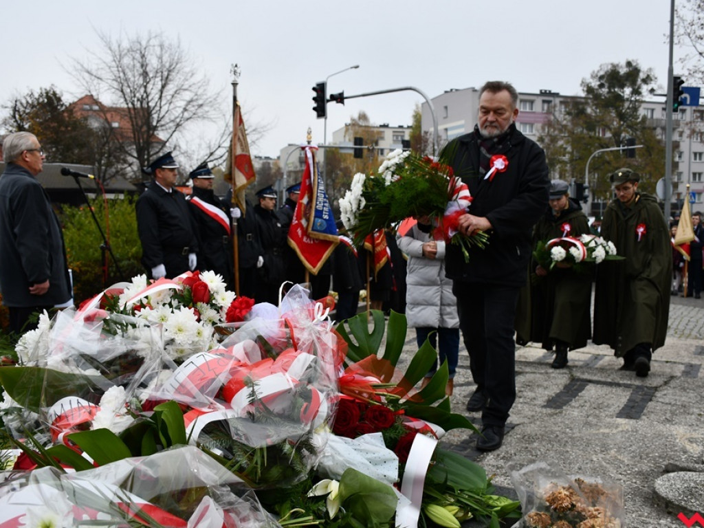 Tłumy wrześnian na ulicach. Świętowaliśmy początek drugiego stulecia niepodległości