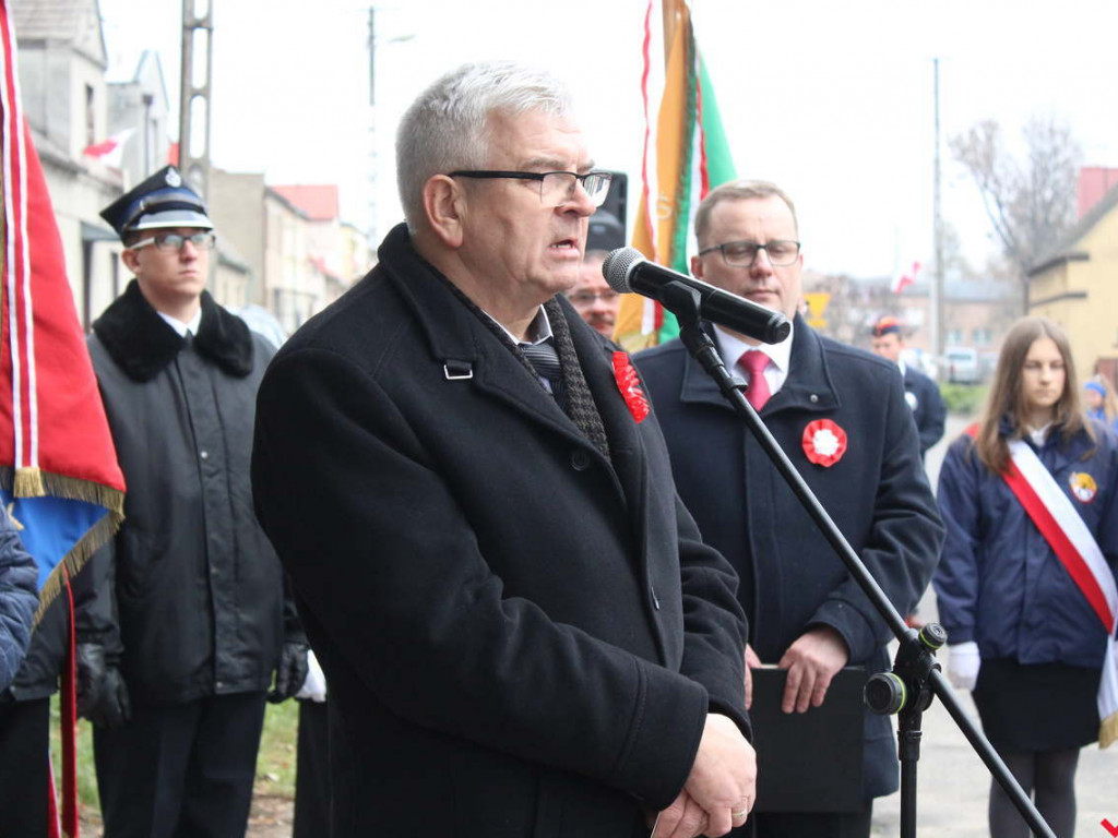 Odsłonięcie tablicy i premiera nowej książki o historii, czyli Święto Niepodległości w Nekli
