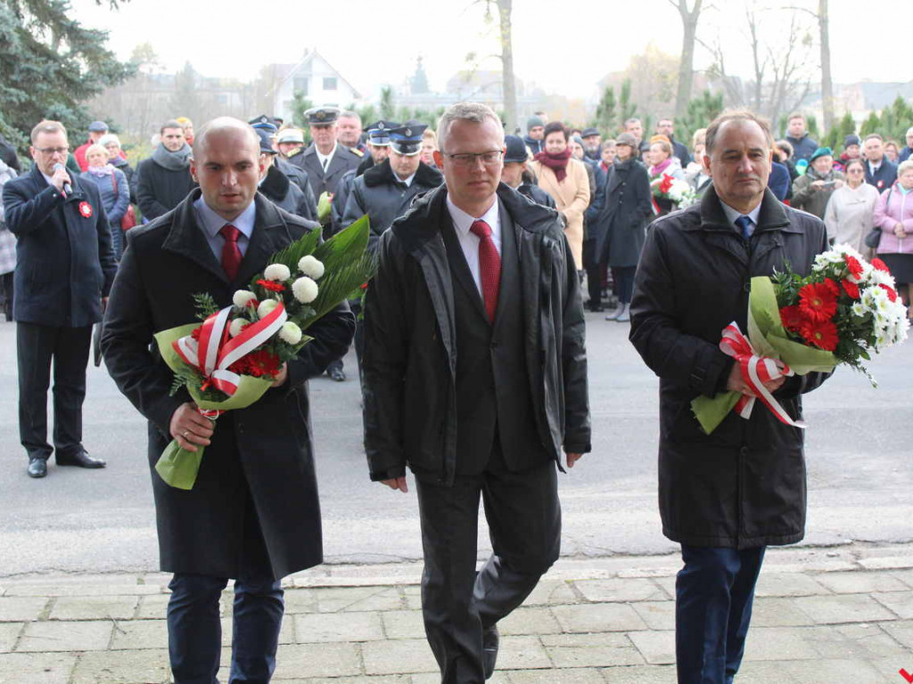 Odsłonięcie tablicy i premiera nowej książki o historii, czyli Święto Niepodległości w Nekli