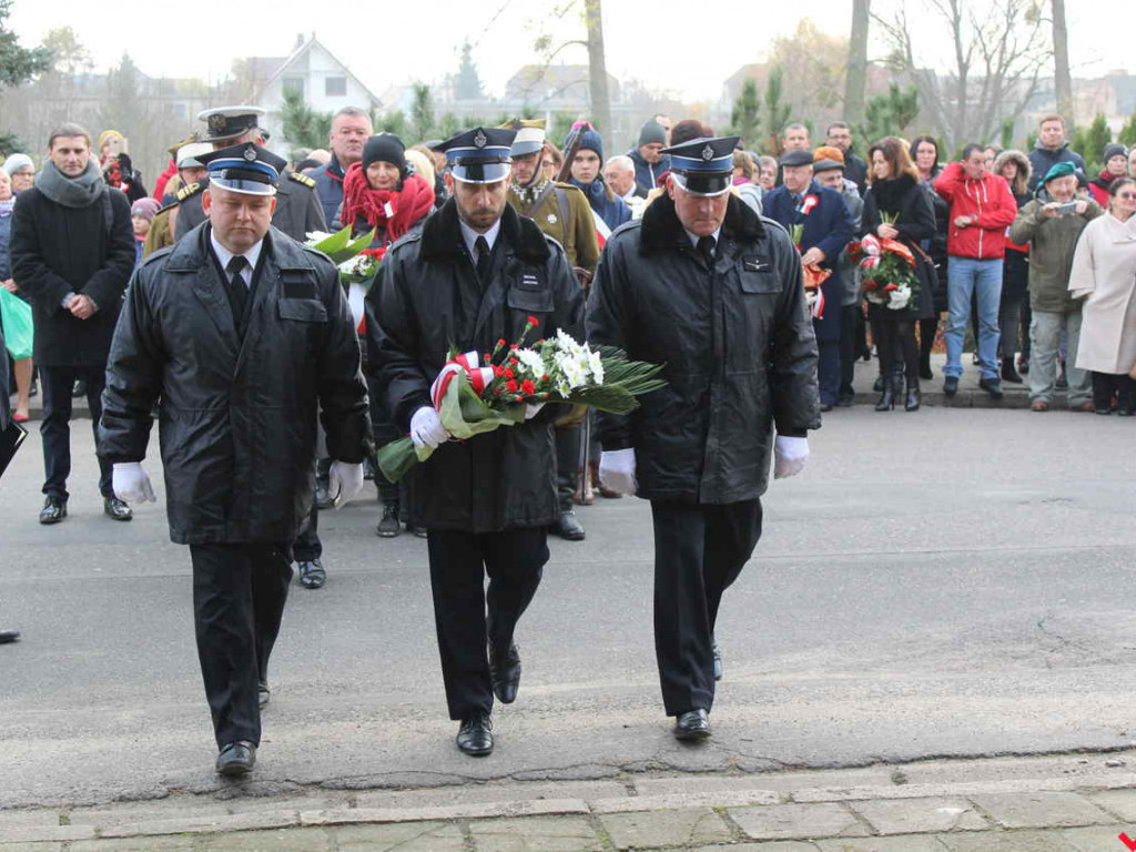 Odsłonięcie tablicy i premiera nowej książki o historii, czyli Święto Niepodległości w Nekli