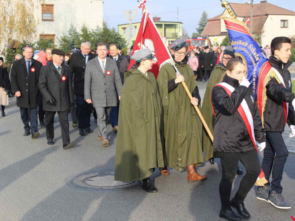 Odsłonięcie tablicy i premiera nowej książki o historii, czyli Święto Niepodległości w Nekli
