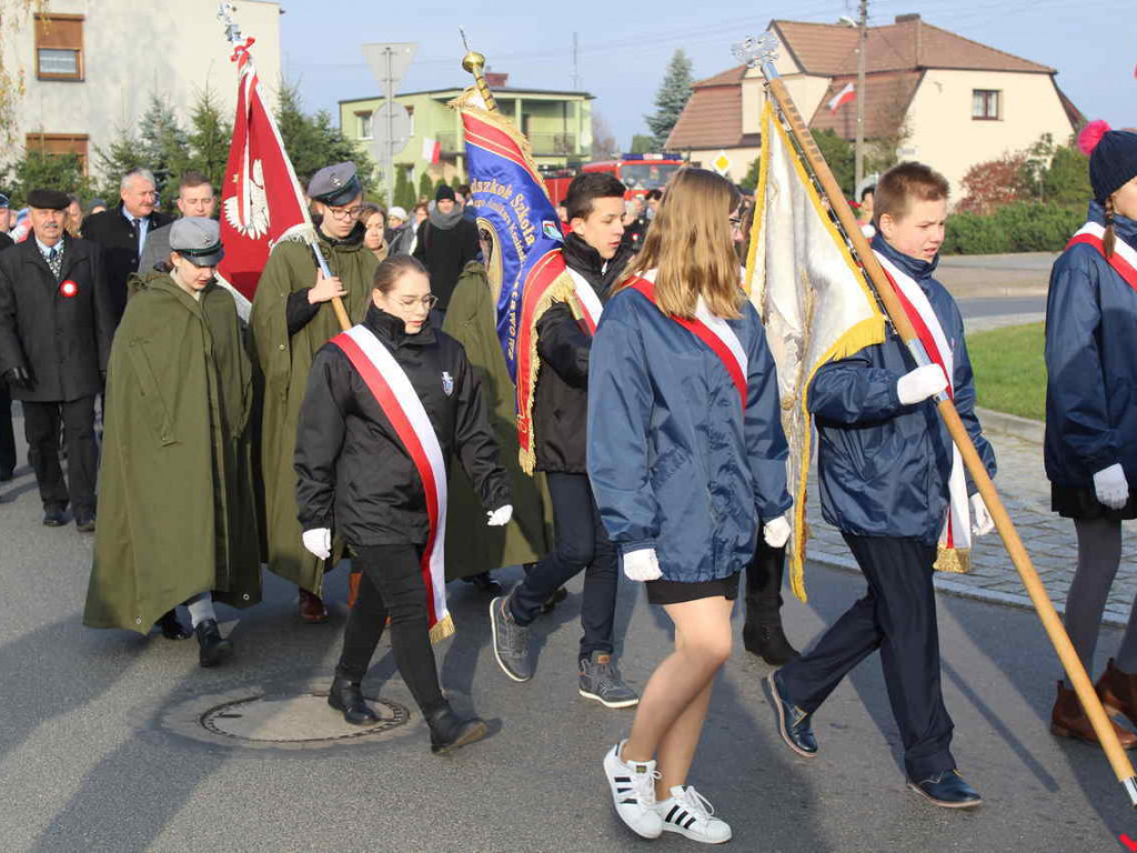 Odsłonięcie tablicy i premiera nowej książki o historii, czyli Święto Niepodległości w Nekli