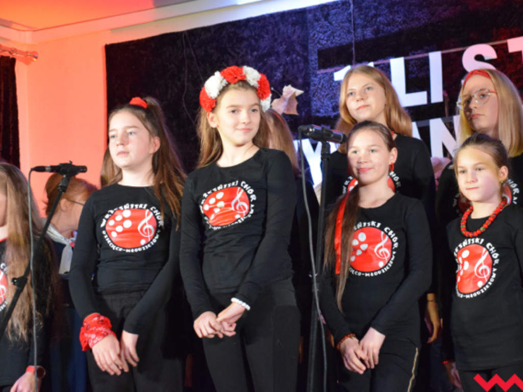 Moc wspólnego śpiewania. Patriotyczny koncert Cameraty znów połączył pokolenia