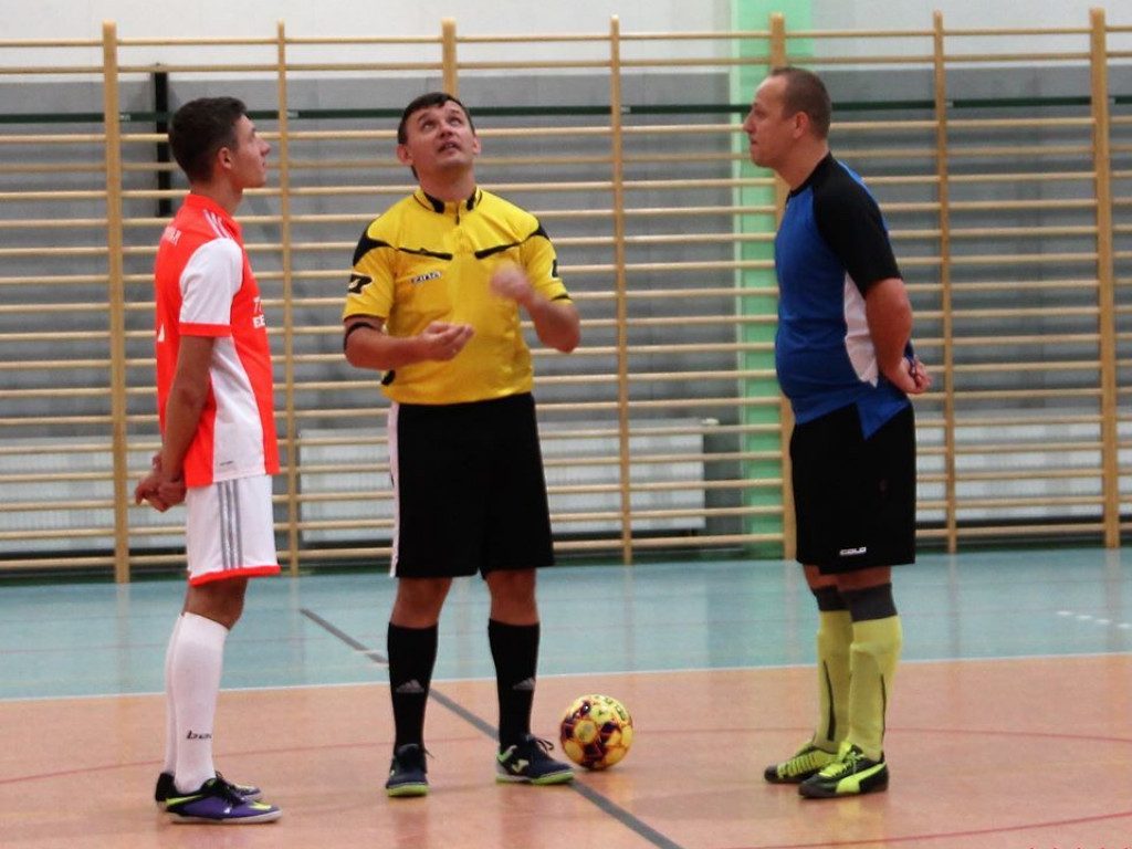 Pełną parą ruszyła liga halowa piłki nożnej w Pyzdrach
