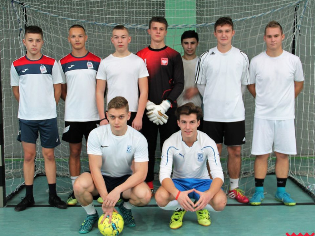 Pełną parą ruszyła liga halowa piłki nożnej w Pyzdrach