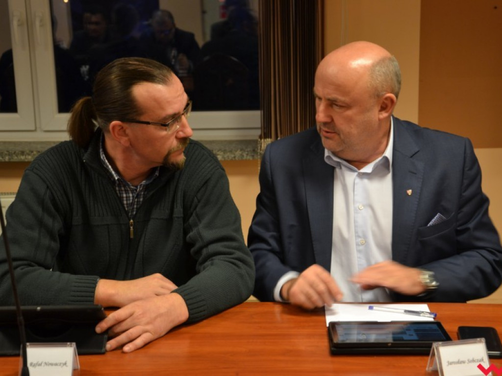 Radni uchwalili wyższe podatki od nieruchomości. Wzrośnie tez podatek rolny