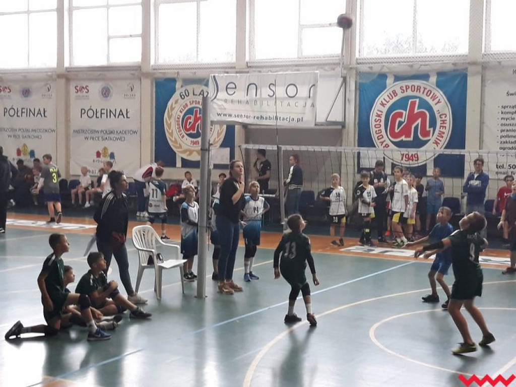 Udany występ młodych siatkarzy KPS Progress podczas turnieju w Bydgoszczy
