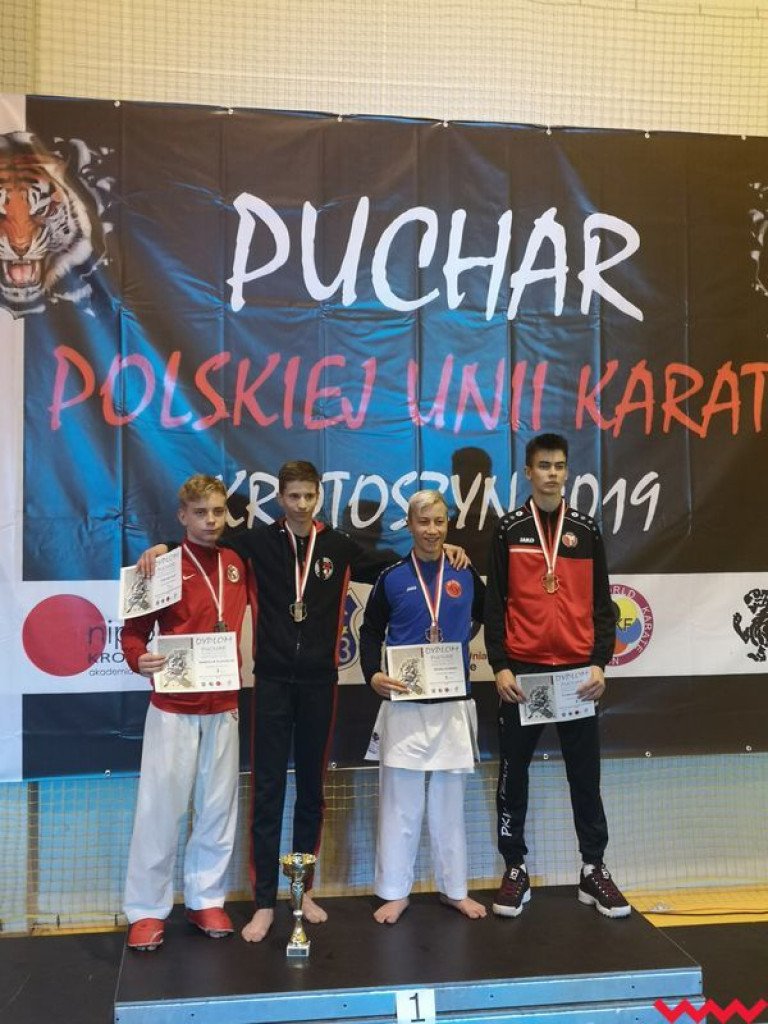 Dwa medale zawodników Wrzesińskiego Klubu Karate podczas turnieju w Krotoszynie