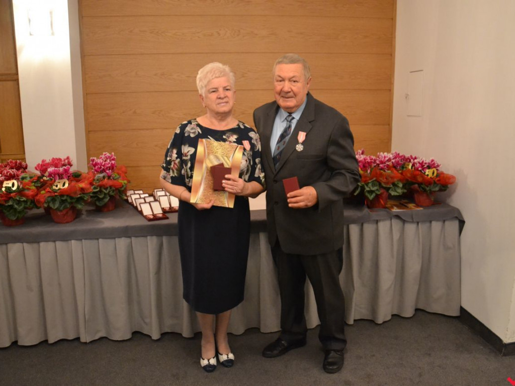 Szesnaście par małżeńskich świętowało złote gody