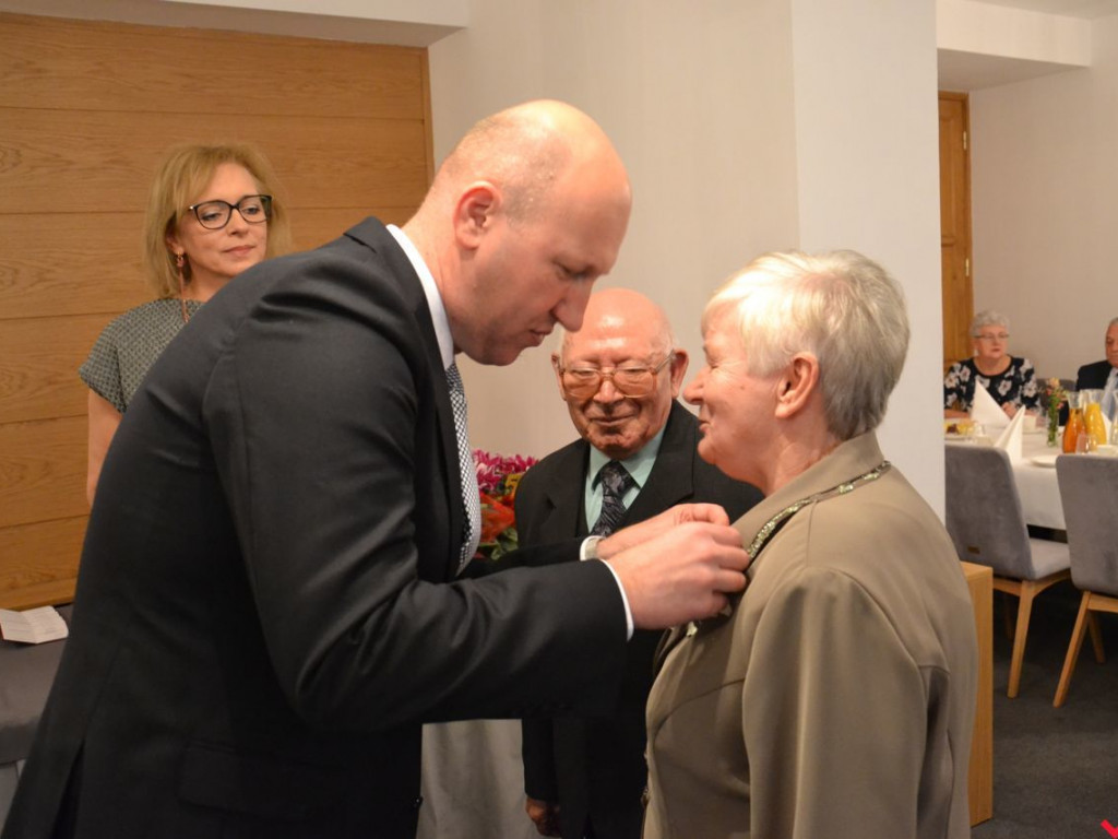 Szesnaście par małżeńskich świętowało złote gody