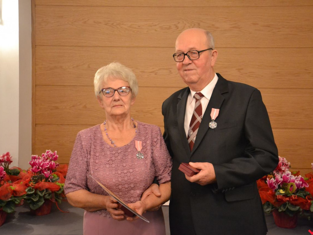Szesnaście par małżeńskich świętowało złote gody
