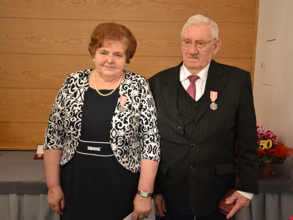 Szesnaście par małżeńskich świętowało złote gody