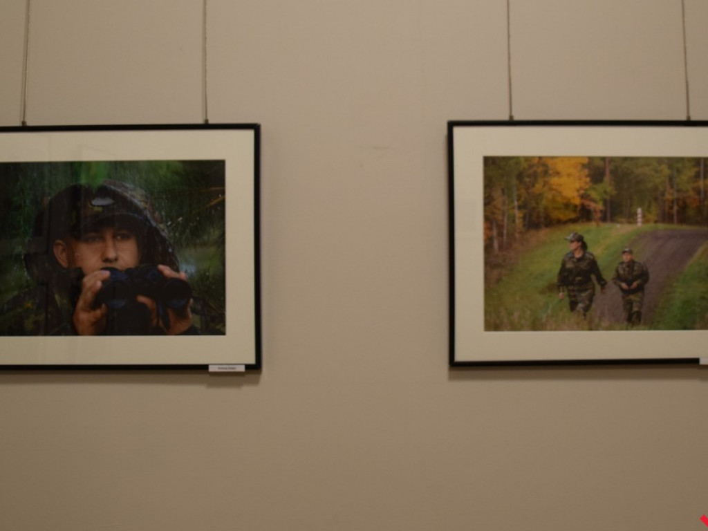 Codzienna służba pod gwiaździstym niebem. Migawki z pracy mundurowych na „Raporcie z fotografii”