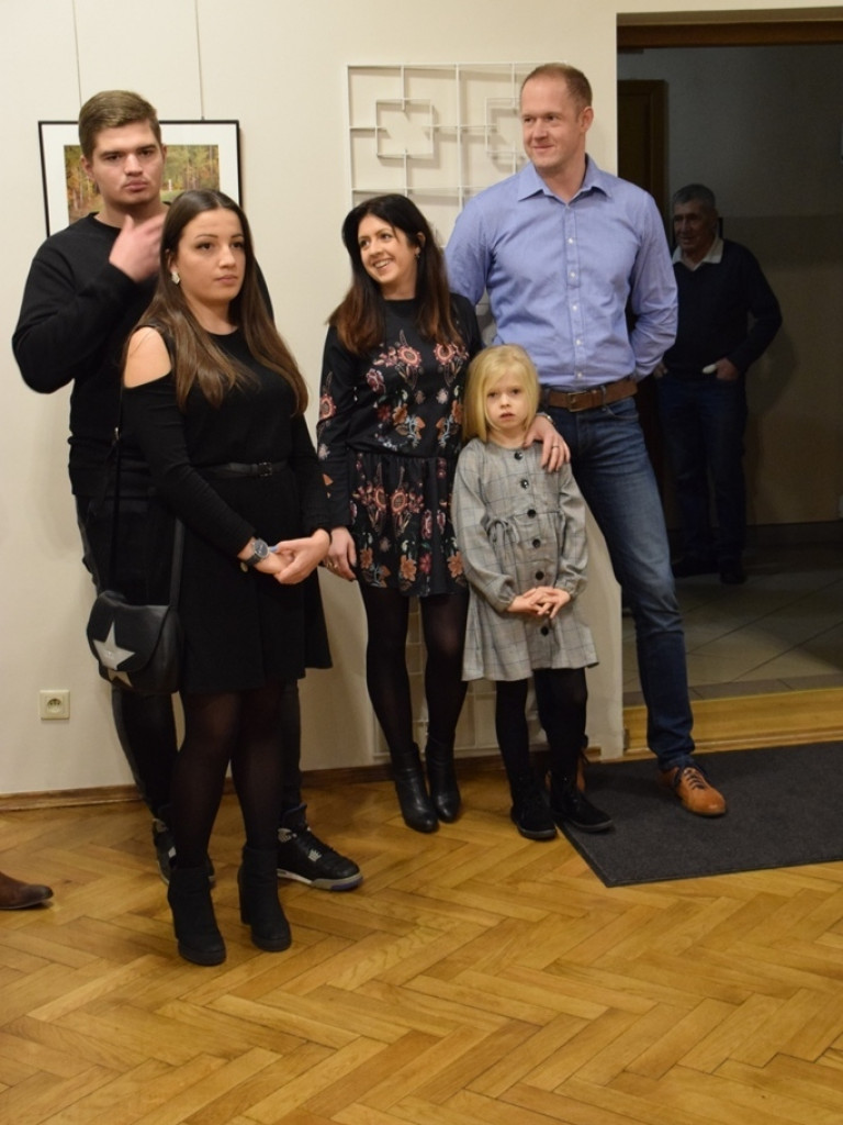 Codzienna służba pod gwiaździstym niebem. Migawki z pracy mundurowych na „Raporcie z fotografii”