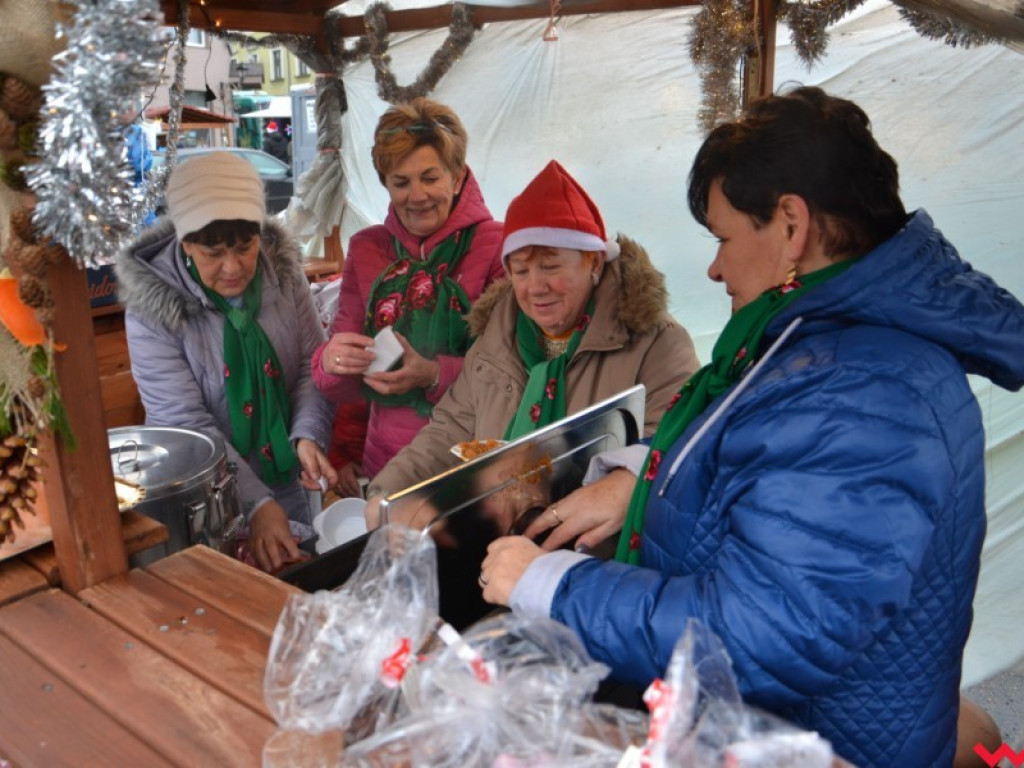 Pierwszy zwiastun świąt. W Miłosławiu odbywa się Jarmark Bożonarodzeniowy
