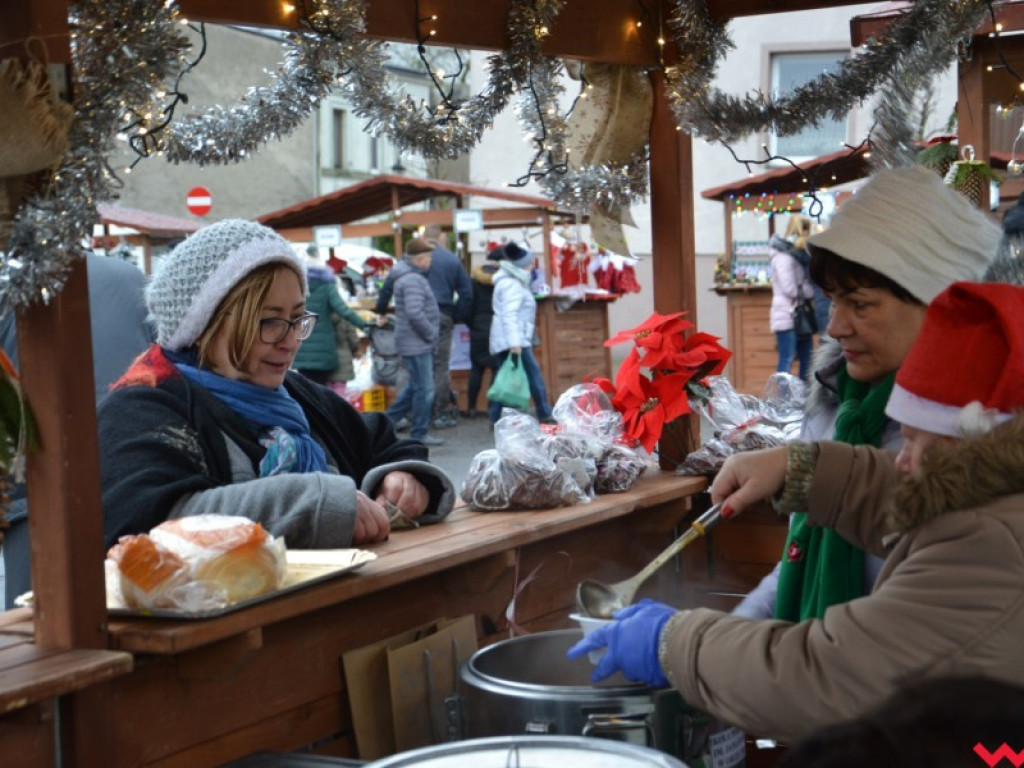 Pierwszy zwiastun świąt. W Miłosławiu odbywa się Jarmark Bożonarodzeniowy