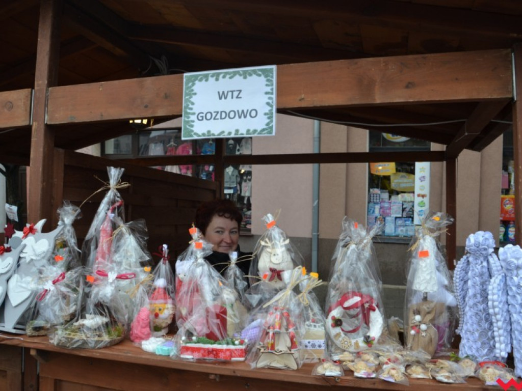 Pierwszy zwiastun świąt. W Miłosławiu odbywa się Jarmark Bożonarodzeniowy