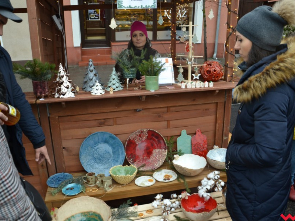 Pierwszy zwiastun świąt. W Miłosławiu odbywa się Jarmark Bożonarodzeniowy