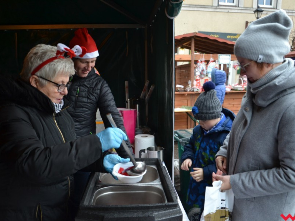 Pierwszy zwiastun świąt. W Miłosławiu odbywa się Jarmark Bożonarodzeniowy