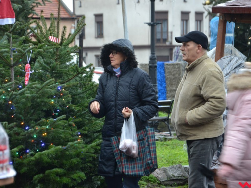Pierwszy zwiastun świąt. W Miłosławiu odbywa się Jarmark Bożonarodzeniowy