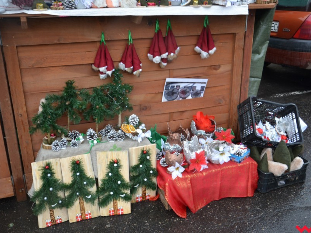 Pierwszy zwiastun świąt. W Miłosławiu odbywa się Jarmark Bożonarodzeniowy