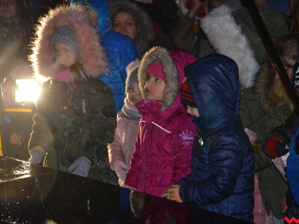 Bajkowe Mikołajki w Miłosławiu. Radości i uśmiechu dzieci nie było końca