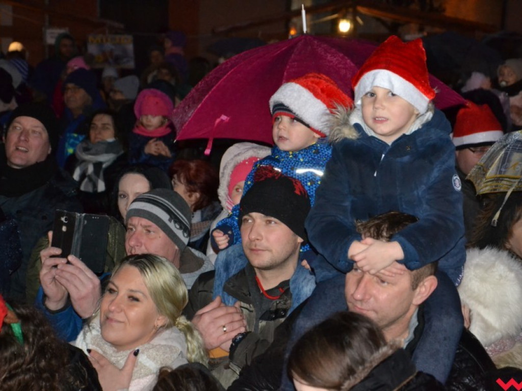 Bajkowe Mikołajki w Miłosławiu. Radości i uśmiechu dzieci nie było końca