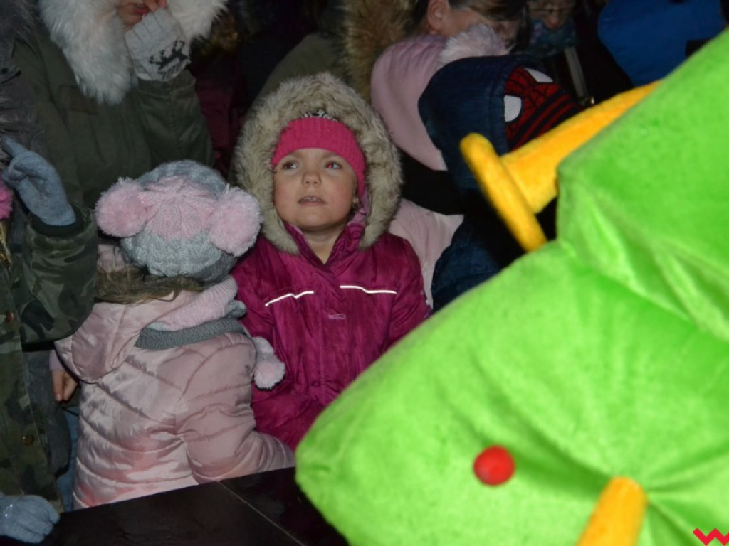 Bajkowe Mikołajki w Miłosławiu. Radości i uśmiechu dzieci nie było końca