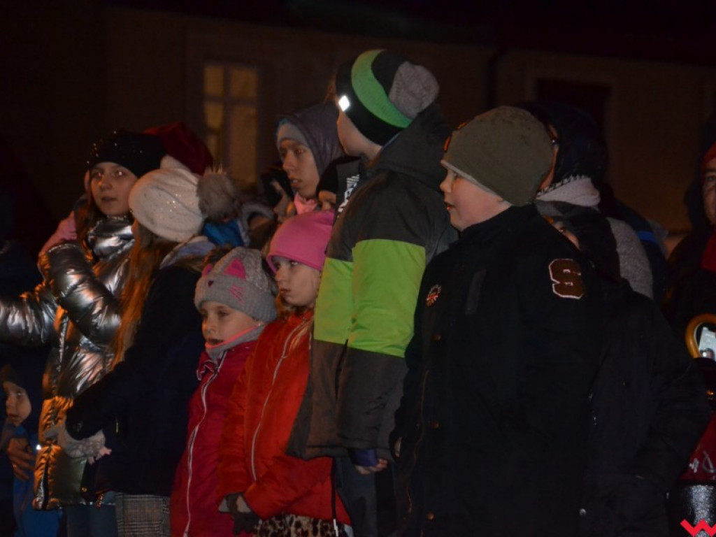 Bajkowe Mikołajki w Miłosławiu. Radości i uśmiechu dzieci nie było końca