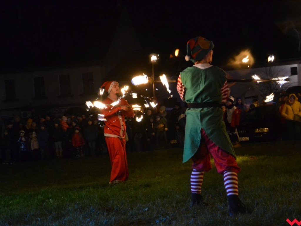 Bajkowe Mikołajki w Miłosławiu. Radości i uśmiechu dzieci nie było końca