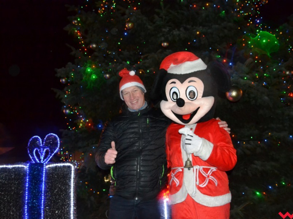 Bajkowe Mikołajki w Miłosławiu. Radości i uśmiechu dzieci nie było końca