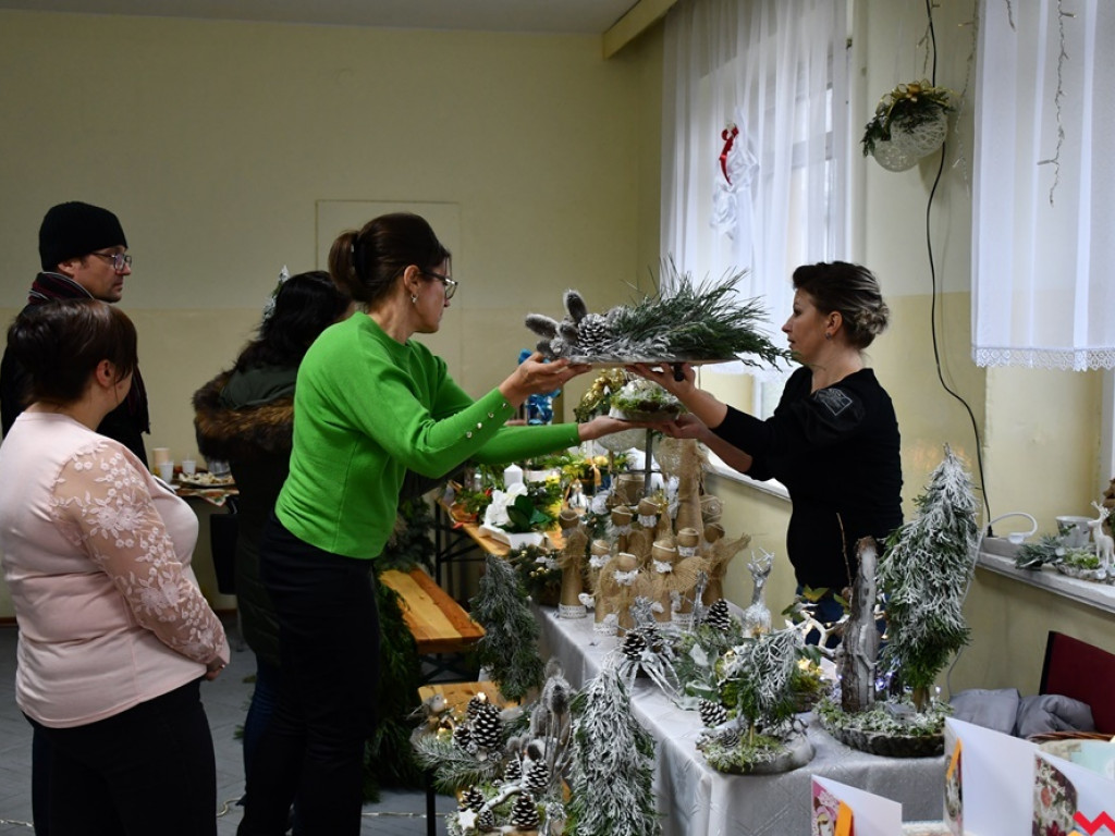 Pierwszy taki kiermasz. Gospodynie z Sokołowa zaktywizowały mieszkanców okolicy