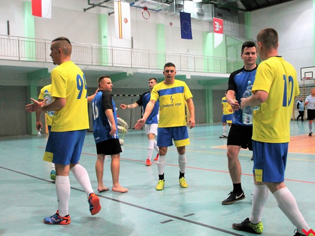 Liga halowa na półmetku rozgrywek rundy zasadniczej