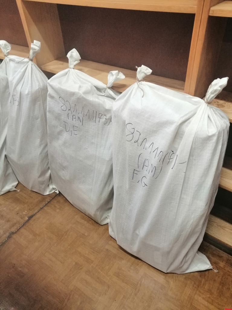 Trwają przenosiny biblioteki. Zyskają czytelnicy i pracownicy