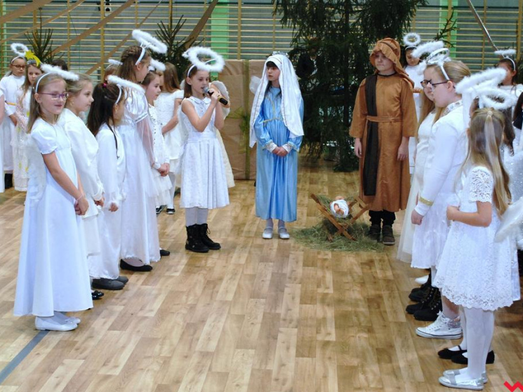 Uczniowie Szkoły Podstawowej wystawili jasełka