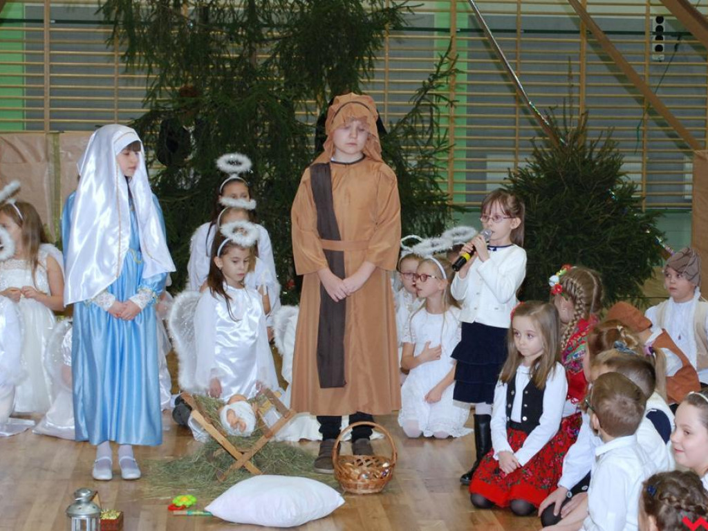 Uczniowie Szkoły Podstawowej wystawili jasełka
