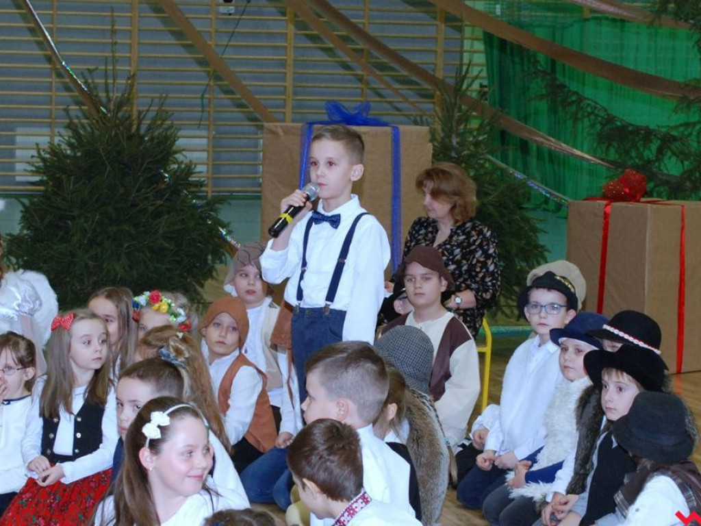 Uczniowie Szkoły Podstawowej wystawili jasełka